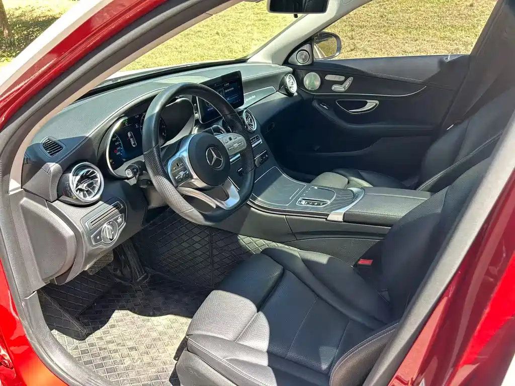 Mercedes-Benz C-Class — миниатюра 4
