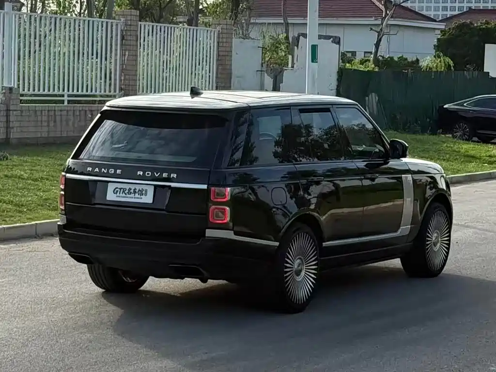 Land Rover Range Rover — миниатюра 11