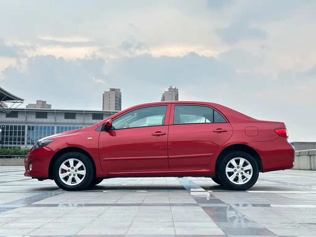Toyota Corolla — миниатюра 4