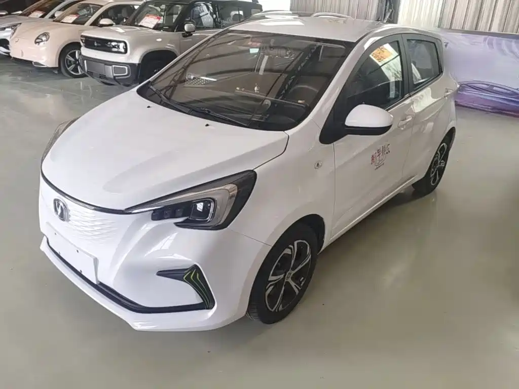 Changan Benben E-Star — миниатюра 2