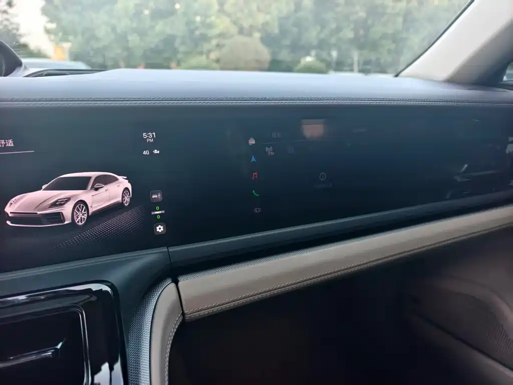 Porsche Panamera — миниатюра 7
