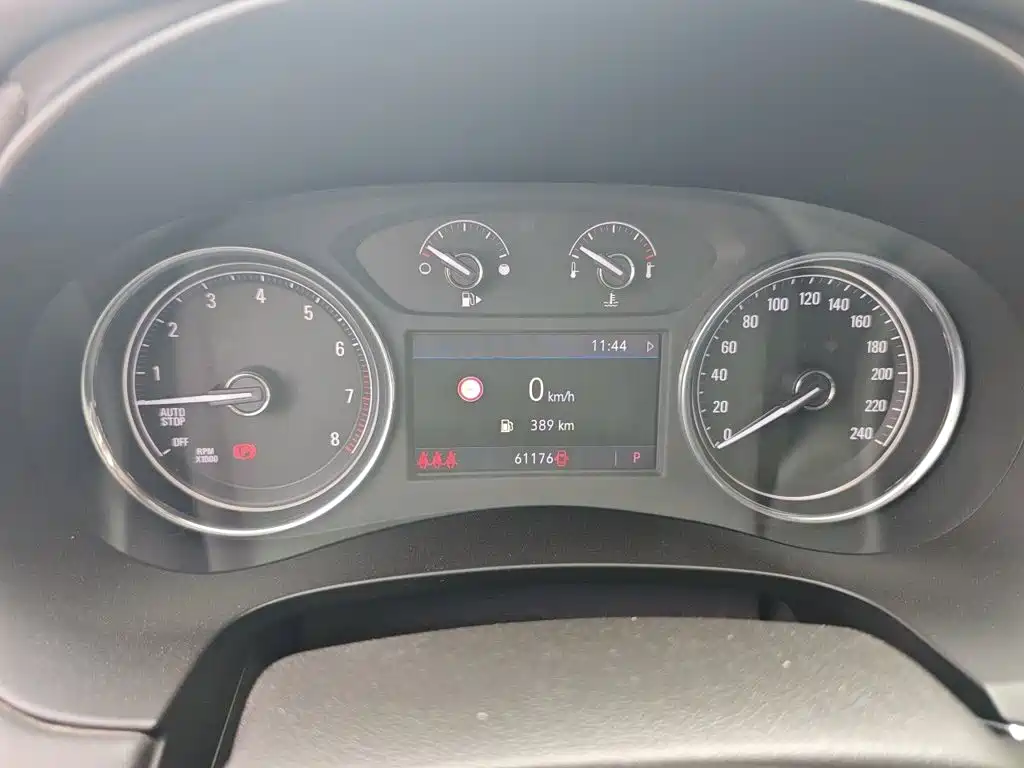 Buick LaCrosse — миниатюра 7
