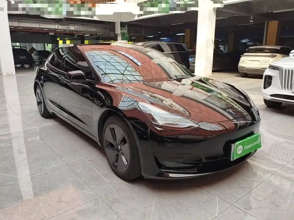 Tesla Model 3 — миниатюра 4