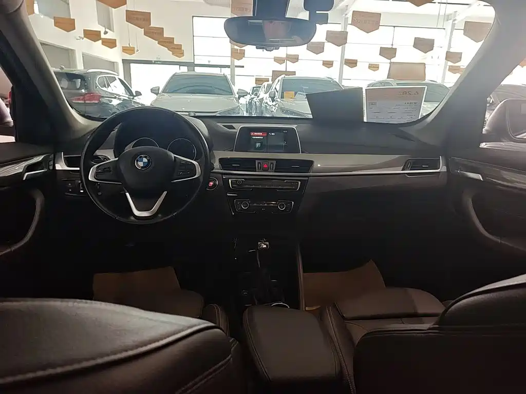 BMW X1 — миниатюра 9
