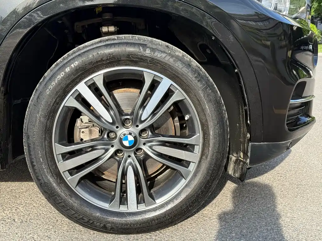 BMW X5 (Import) — миниатюра 24