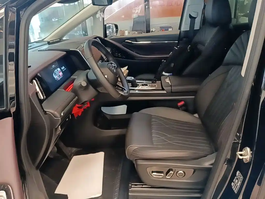 GAC Motor Trumpchi M8 — миниатюра 15