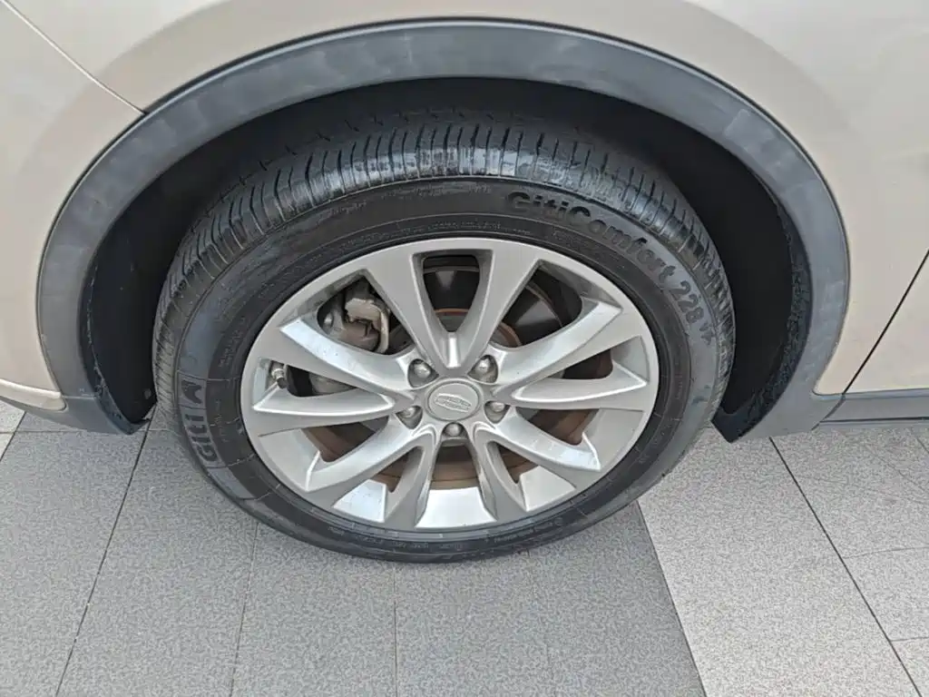 Geely Emgrand GS — миниатюра 23