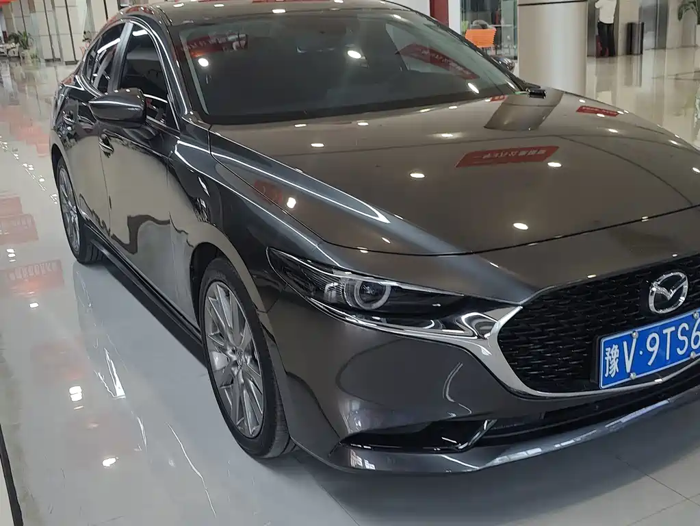 Mazda 3 Axela — миниатюра 3
