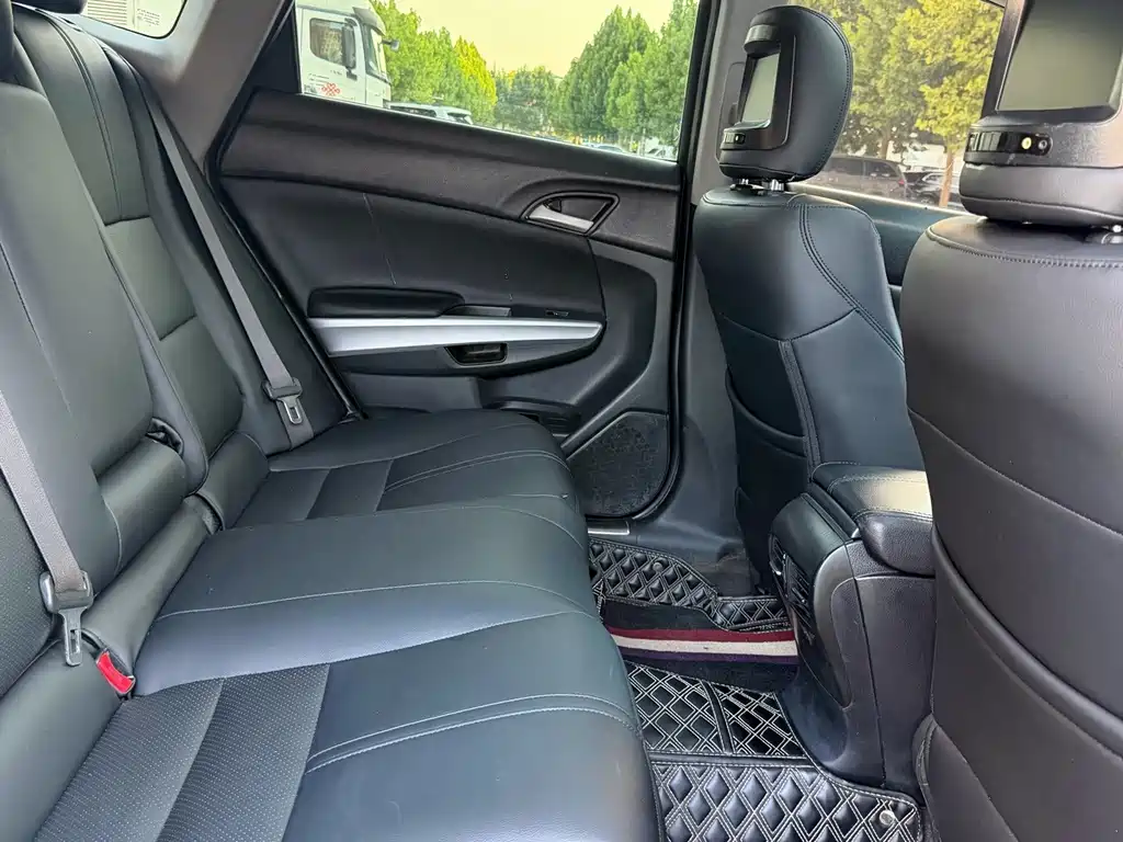 Honda Crosstour — миниатюра 11