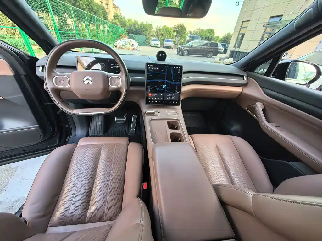 NIO ES8 — миниатюра 10