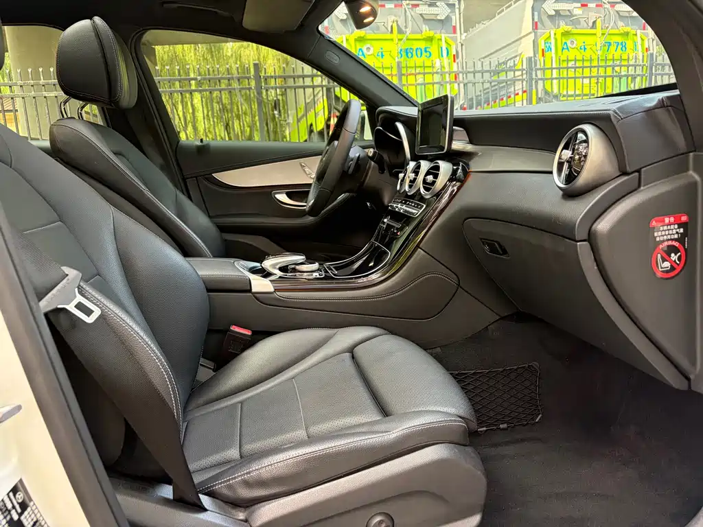 Mercedes-Benz GLC — миниатюра 15