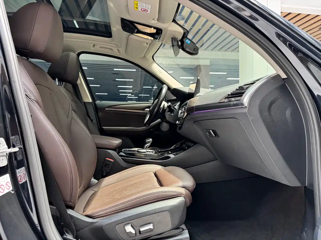 BMW X3 — миниатюра 17