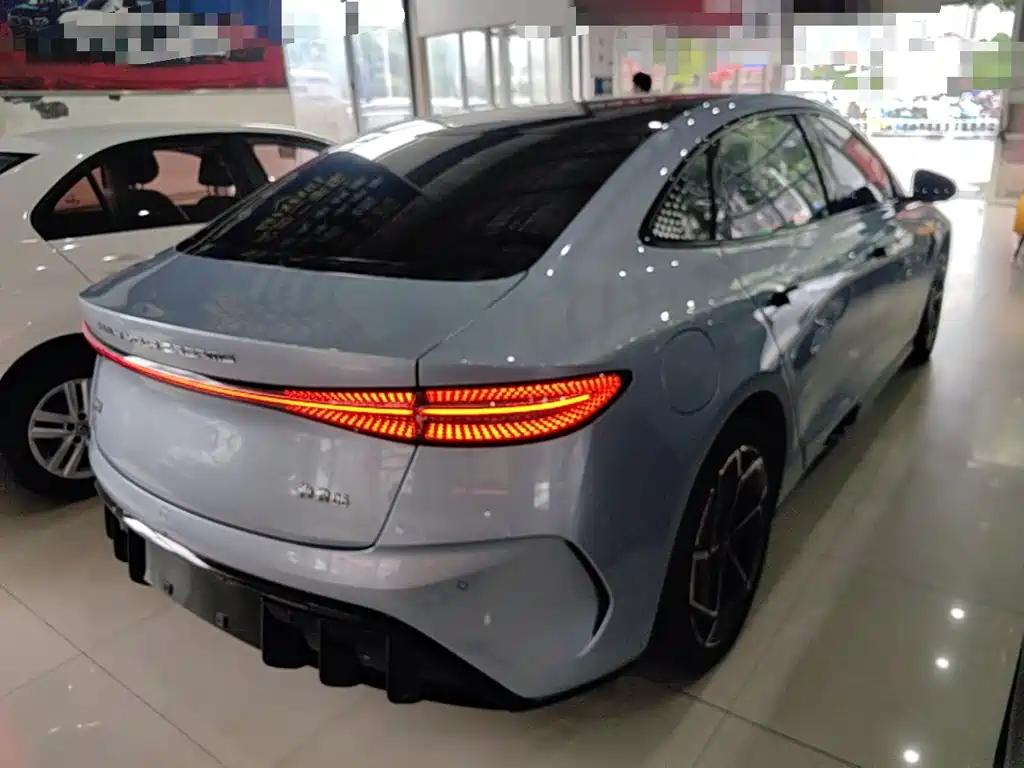 BYD Seal — миниатюра 7