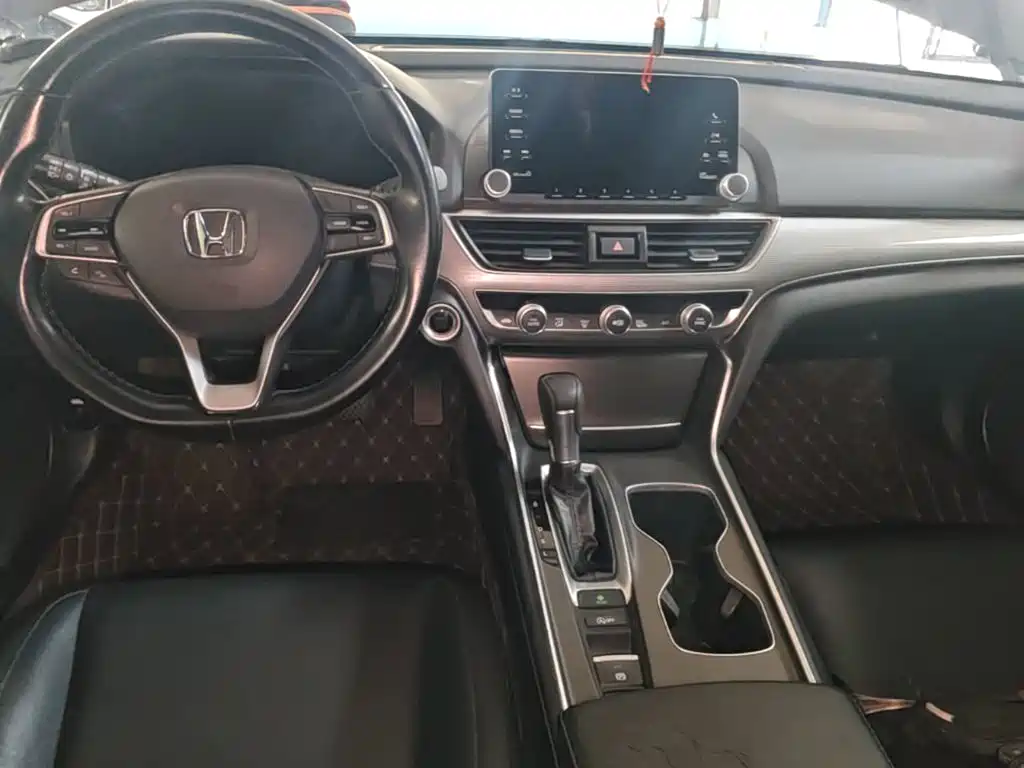 Honda Accord — миниатюра 10