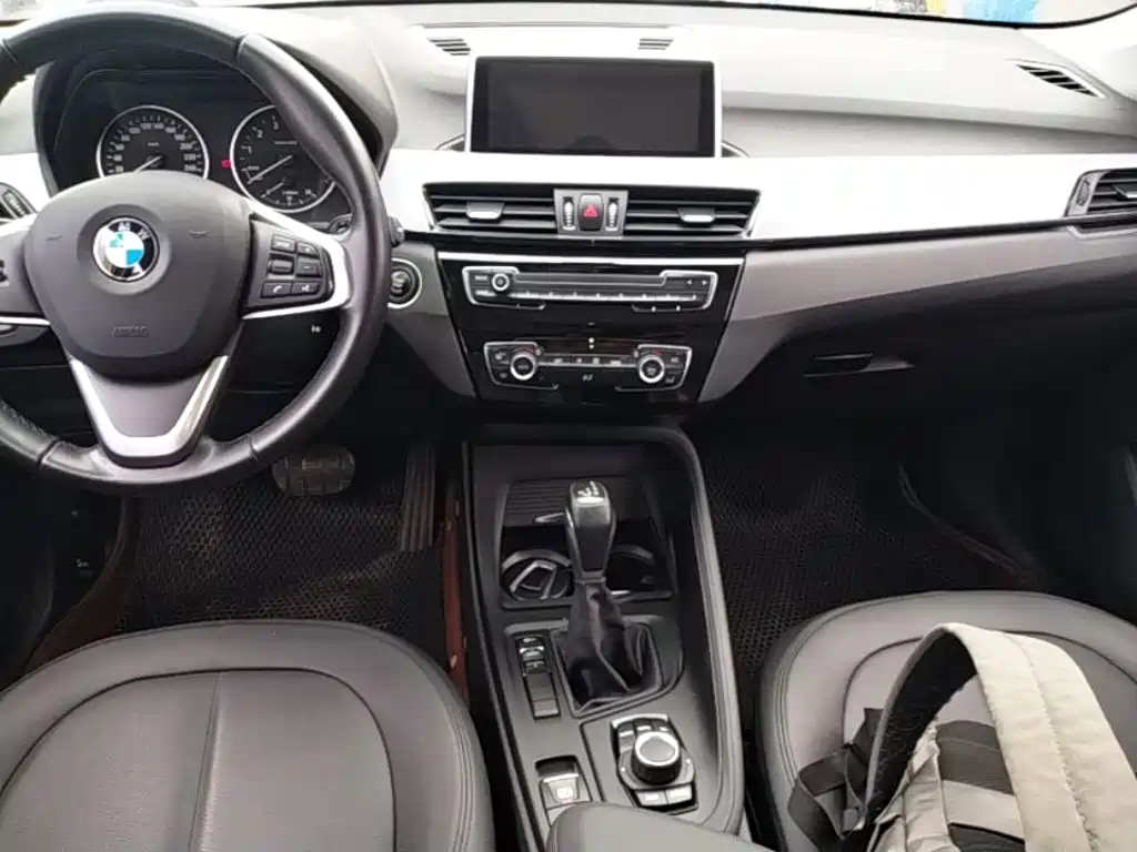 BMW X1 — миниатюра 13