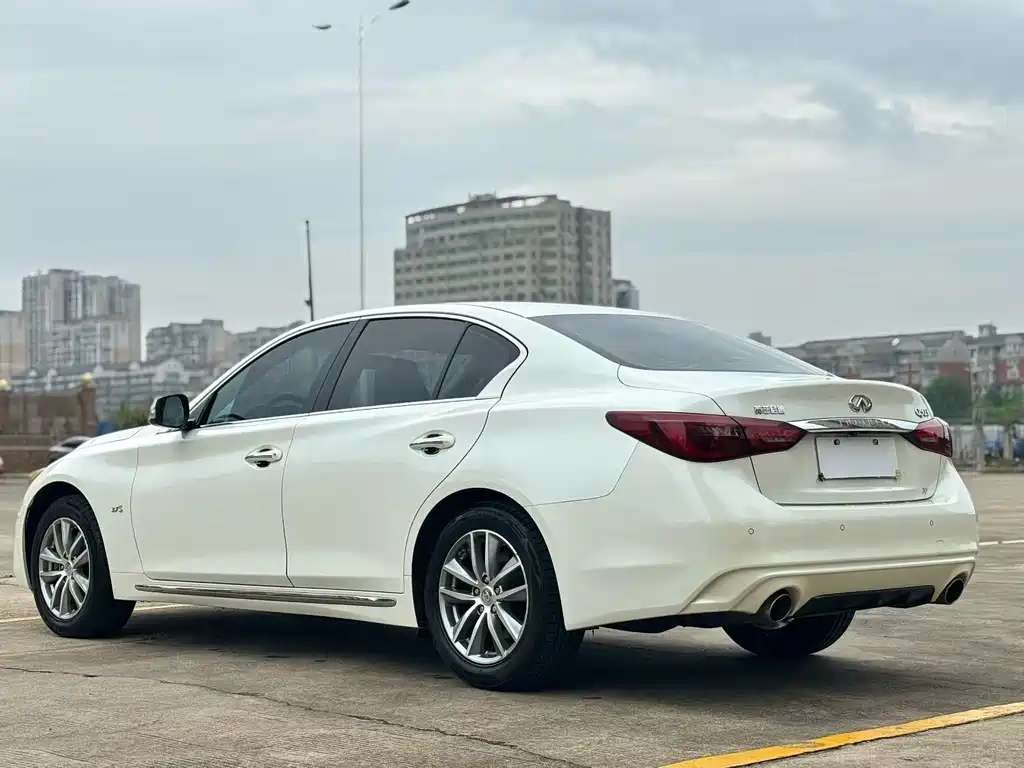 Infiniti Q50L — миниатюра 9