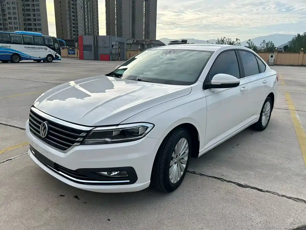 Volkswagen Lavida — миниатюра 3