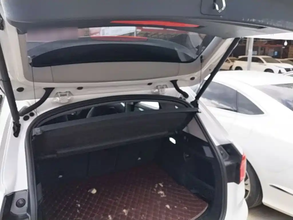 BMW X1 — миниатюра 19