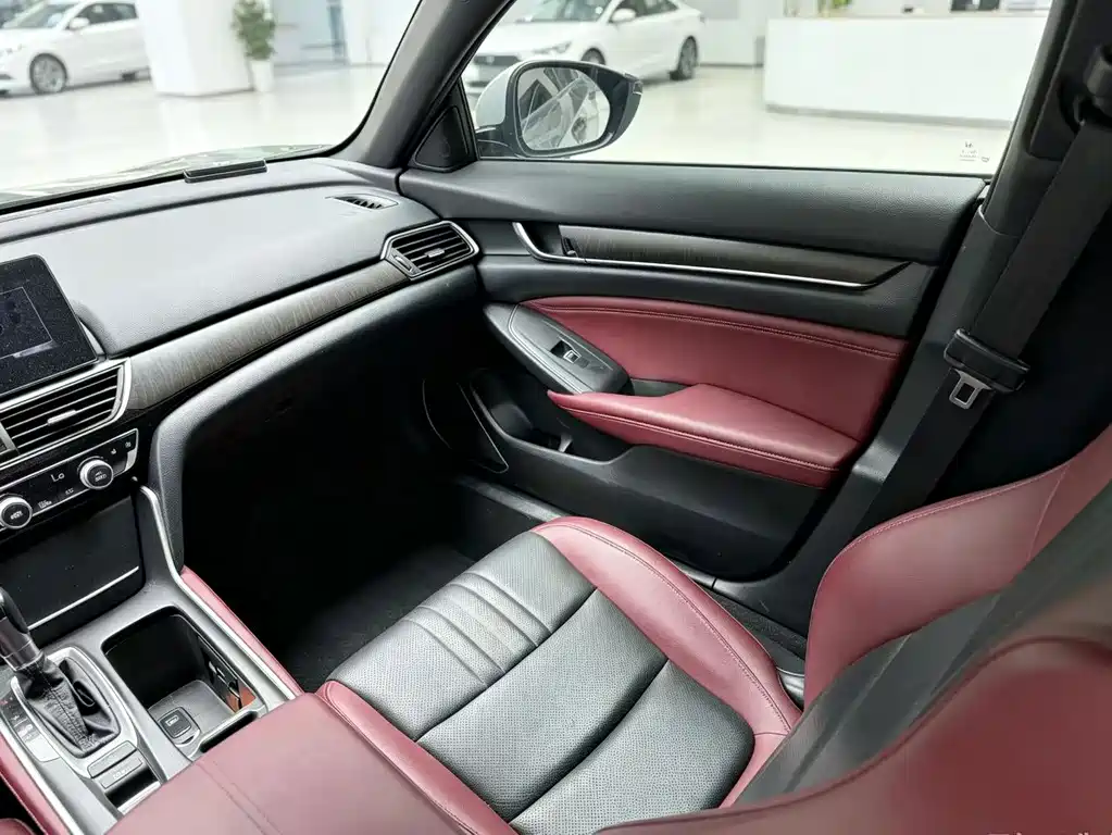 Honda Inspire — миниатюра 4