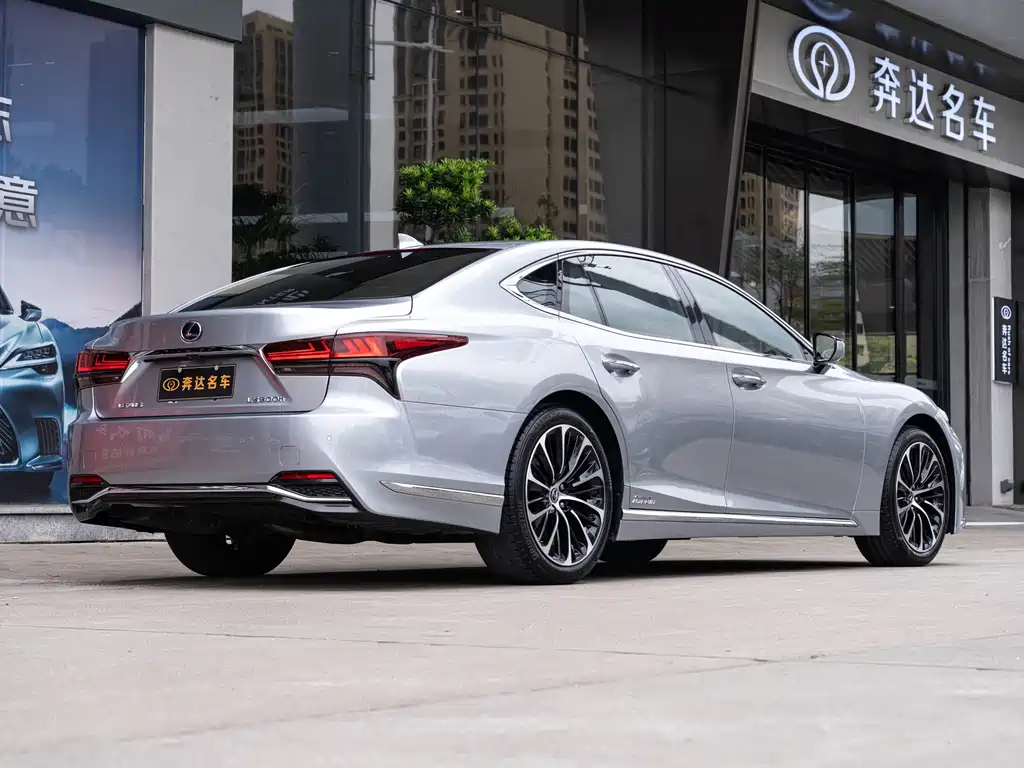 Lexus LS 2021 500h Executive