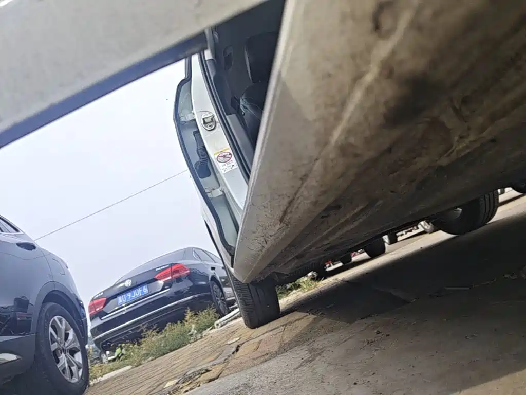 Volkswagen Golf — миниатюра 21