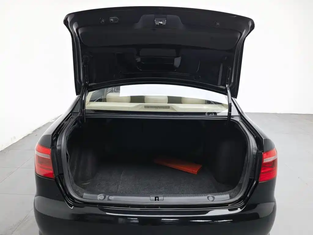Volkswagen Lavida — миниатюра 16