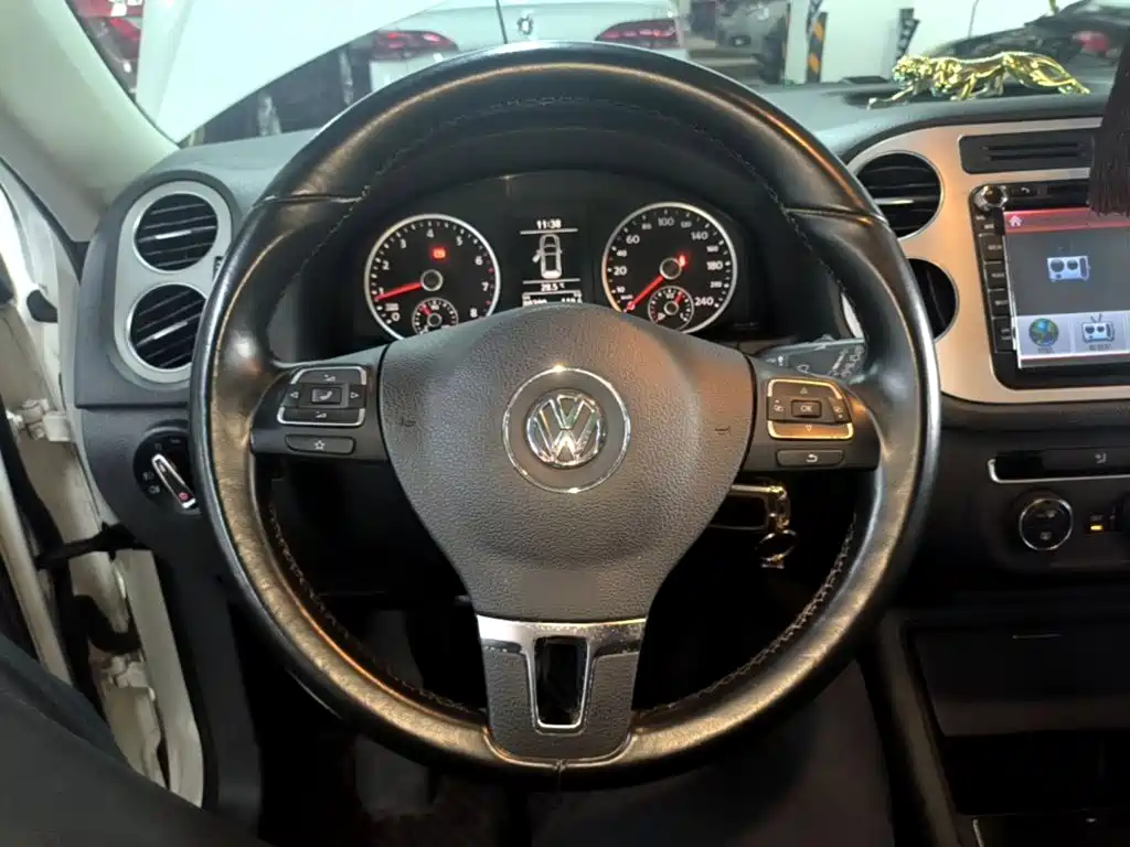 Volkswagen Tiguan — миниатюра 11