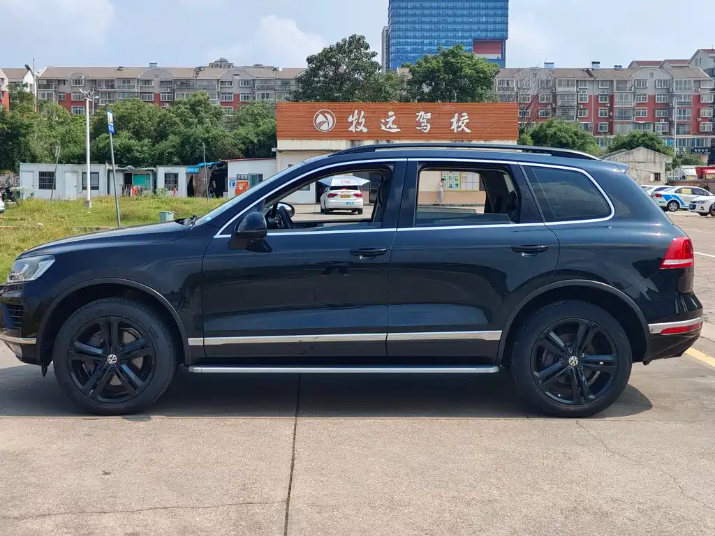 Volkswagen Touareg 2017 3.0TSI