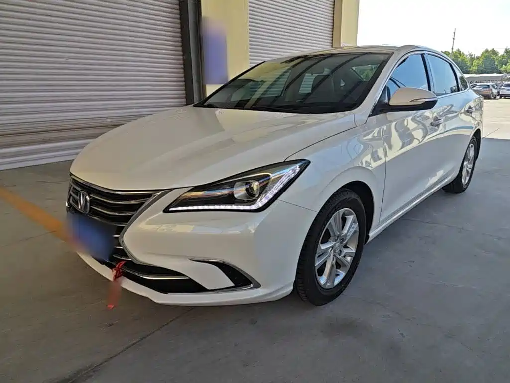 Changan Eado — миниатюра 2