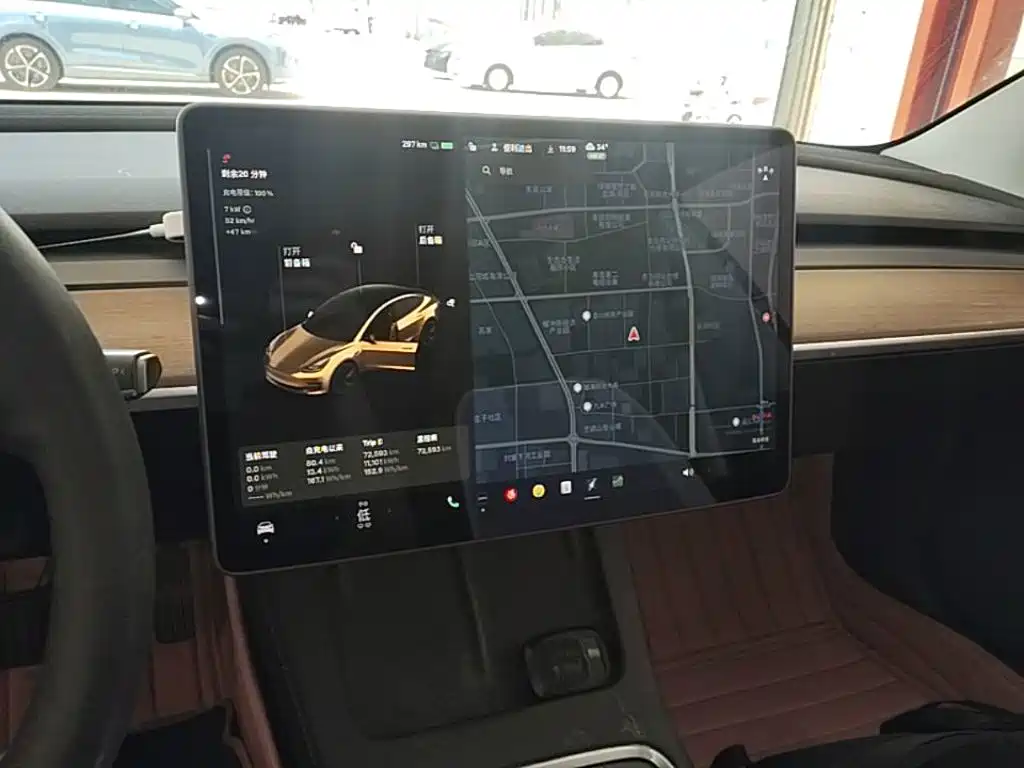 Tesla Model 3 — миниатюра 13