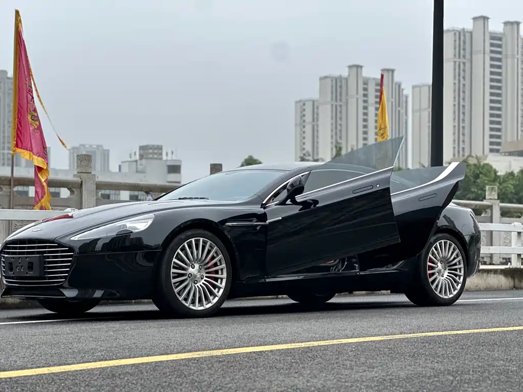 Купить Aston Martin Rapide