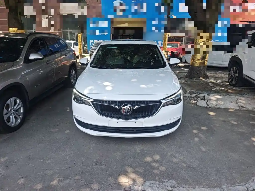 Buick Excelle — миниатюра 3