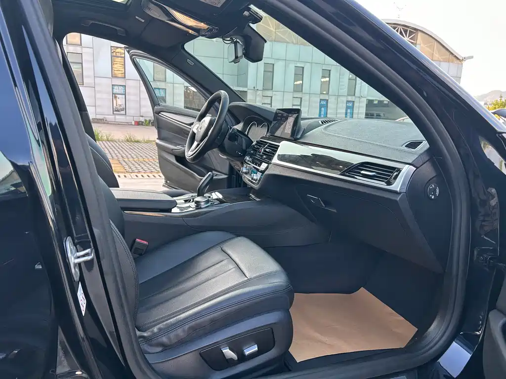 BMW 5 Series 5 2018 525Li M Sport