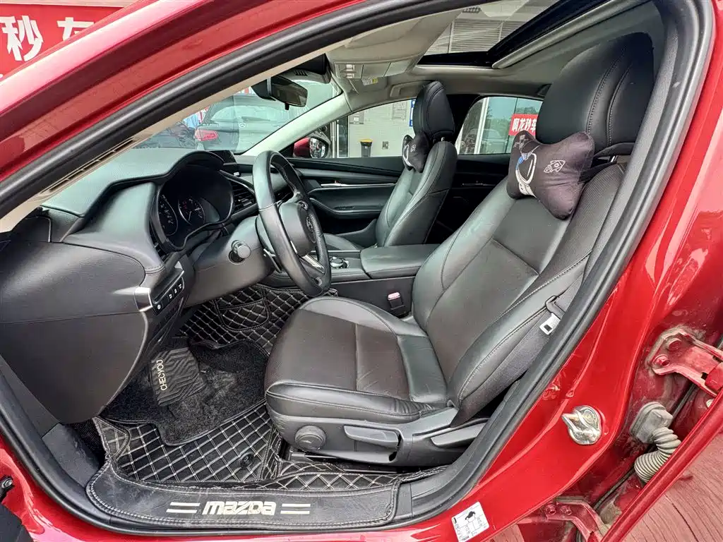 Mazda 3 Axela — миниатюра 4