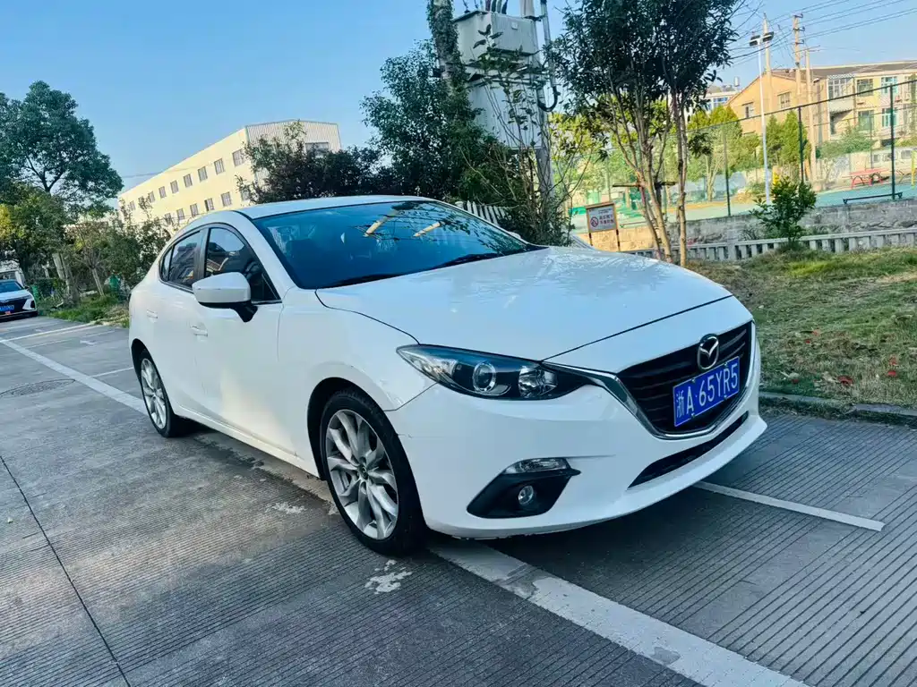 Mazda 3 Axela — миниатюра 3
