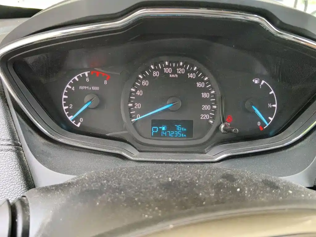 Ford Escort — миниатюра 8
