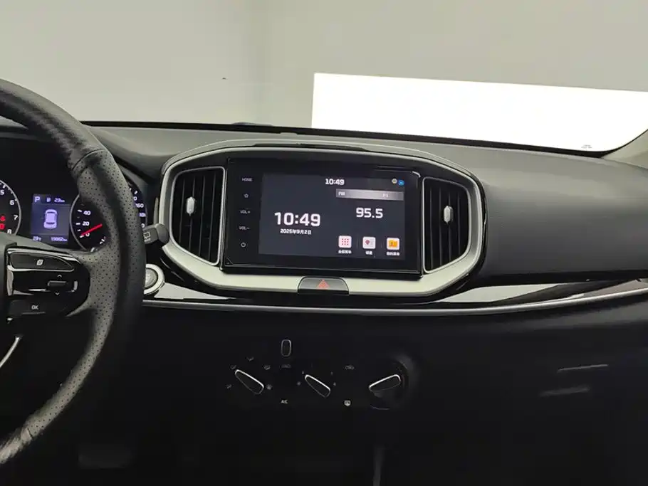 Kia KX1 — миниатюра 13