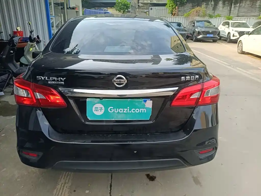 Nissan Sylphy — миниатюра 6