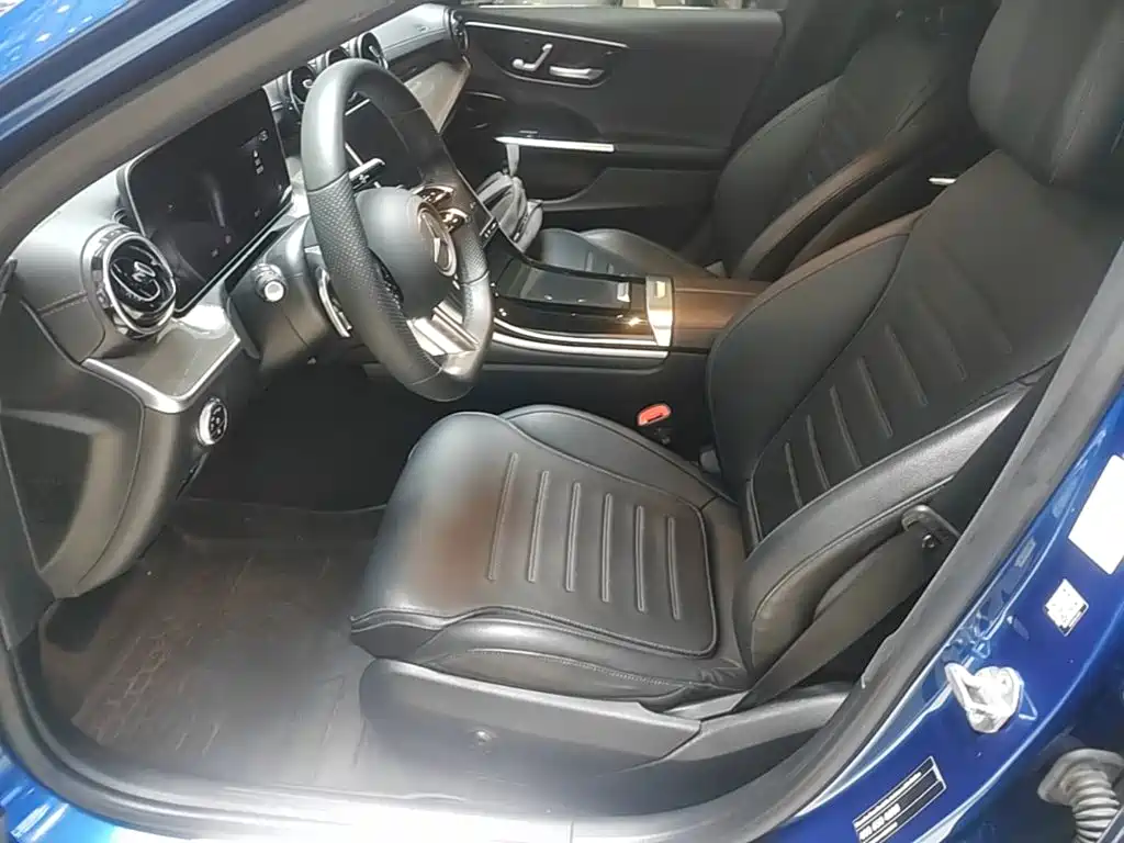 Mercedes-Benz C-Class — миниатюра 15