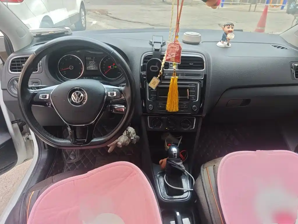 Volkswagen Polo — миниатюра 6
