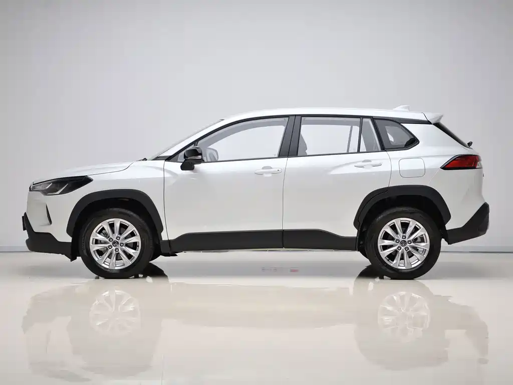Toyota Corolla Cross — миниатюра 7