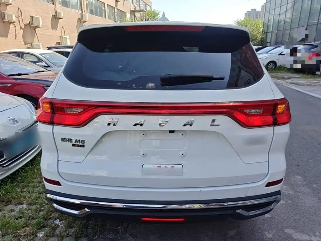 Haval M6 — миниатюра 6