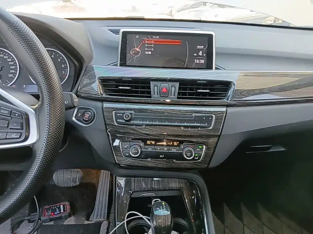BMW X1 — миниатюра 13