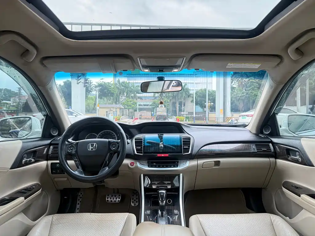 Honda Accord 2014 2.4L EX Luxury
