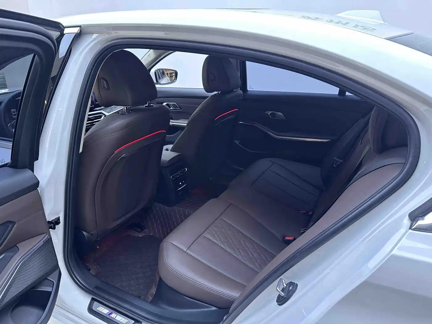 BMW 3 series id 4669383 из Китая 21
