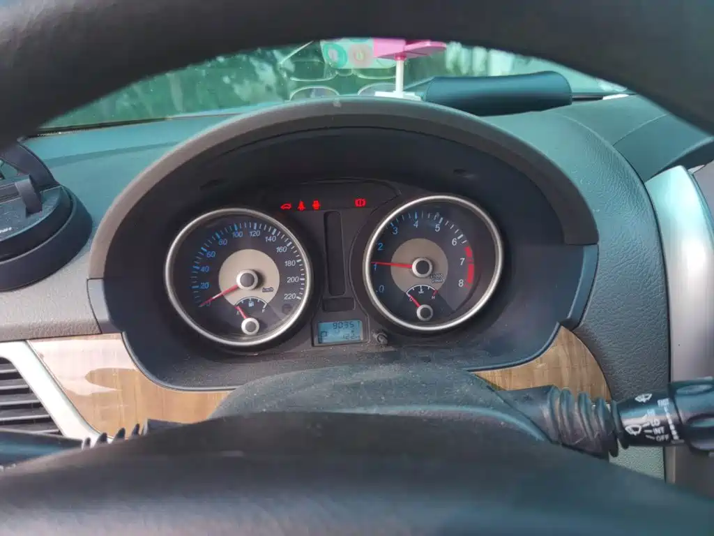 Buick Excelle — миниатюра 12