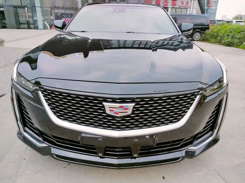 Cadillac CT5 — миниатюра 2