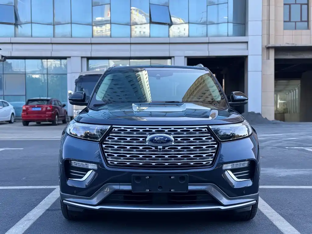 Ford Explorer — миниатюра 2