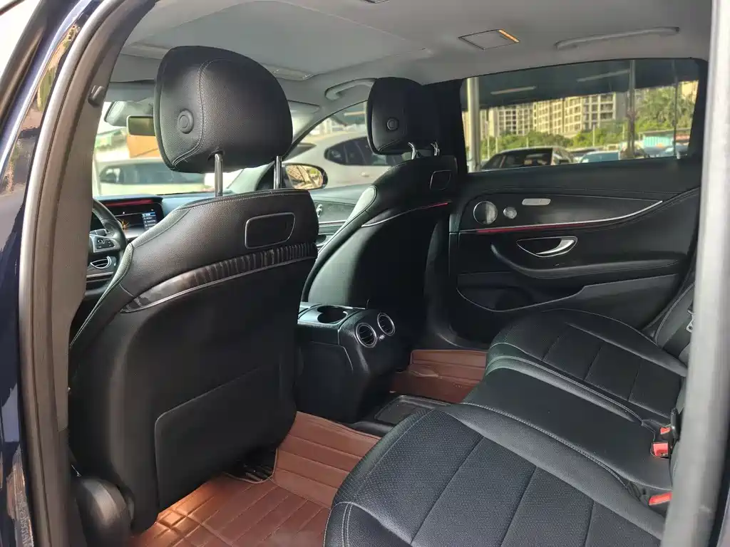 Mercedes-Benz E-Class E 2016 E 200 L Sport
