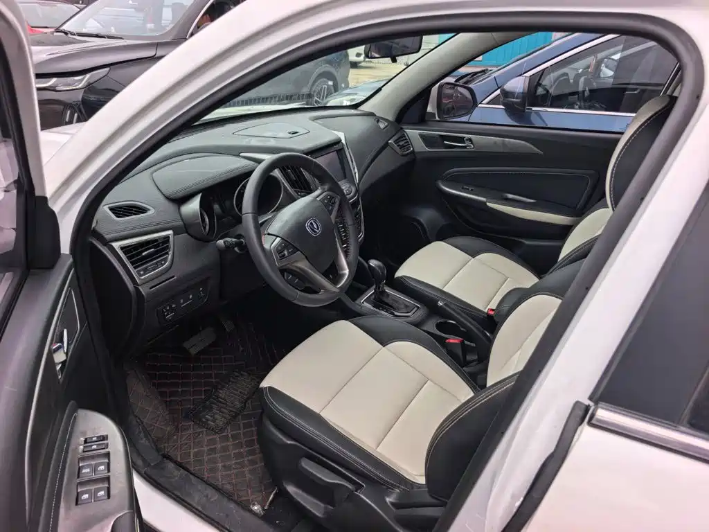 Changan CS35 — миниатюра 9